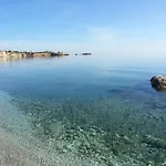 Little Seaside In Χερσόνησος