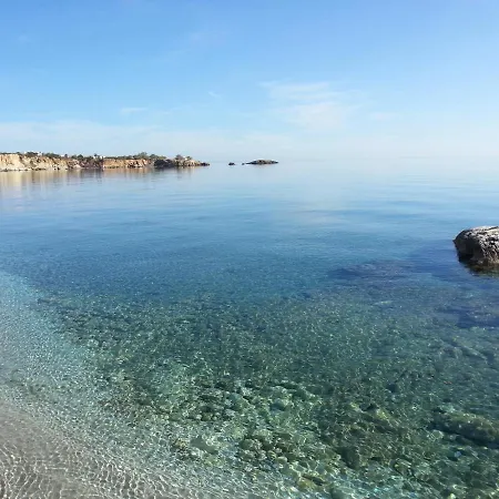 Little Seaside In הרסוניסוס